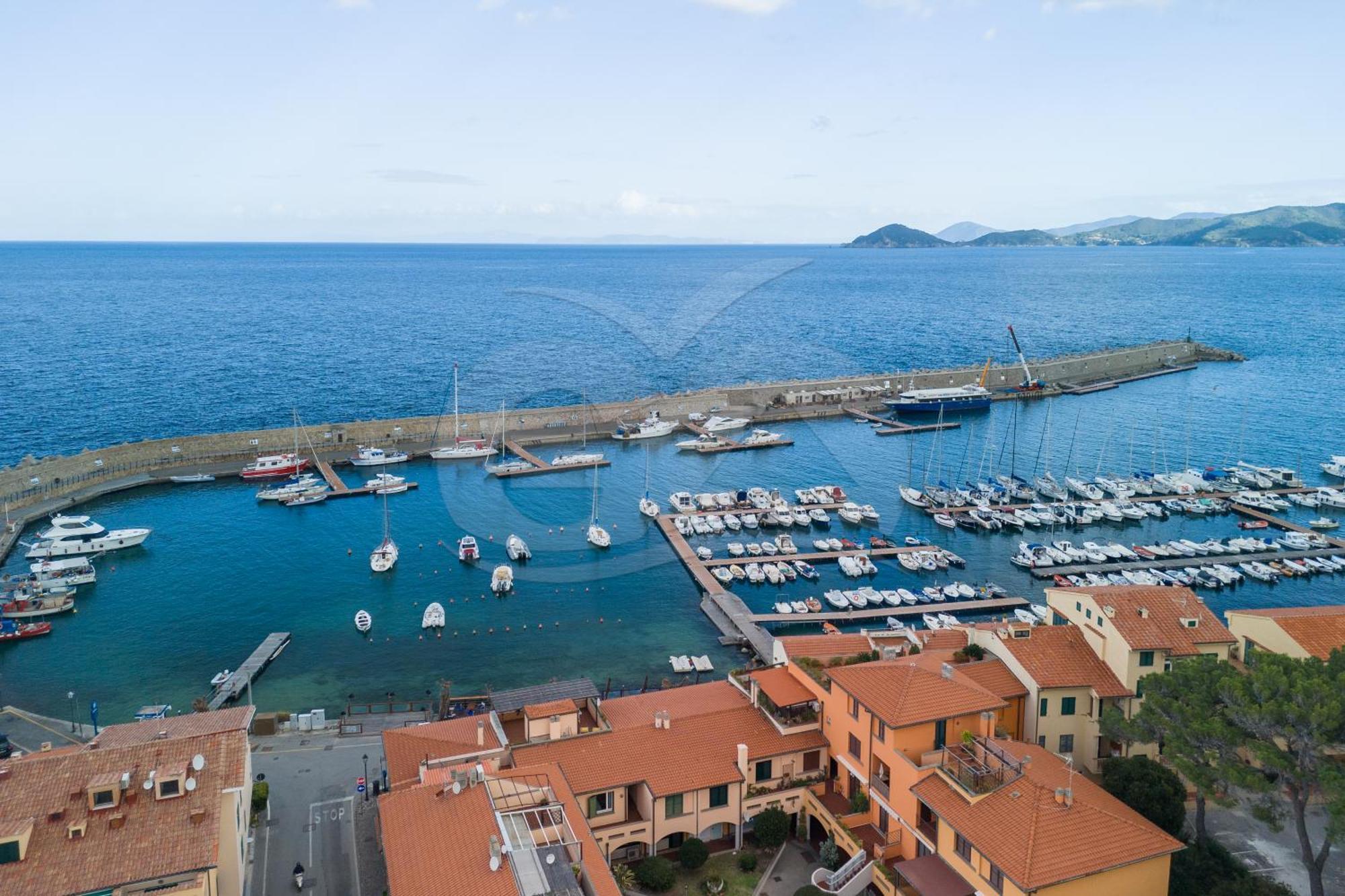 شقة La Piazzetta Di Marciana Marina - Goelba المظهر الخارجي الصورة
